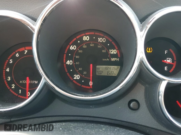 2005 Toyota Matrix STD with VIN 2T1KR32E85C373860, listed as a Copart auction lot 55182955 with 184,152 mi miles and Clean Title. Bid and sale history available at DreamBid. Image 9.