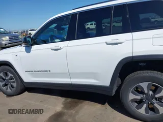 2022 Jeep Grand Cherokee with VIN 1C4RJYB66N8718018, listed as a IAAI auction lot 42002051 with Not provided miles and . Bid and sale history available at DreamBid. Image 13.