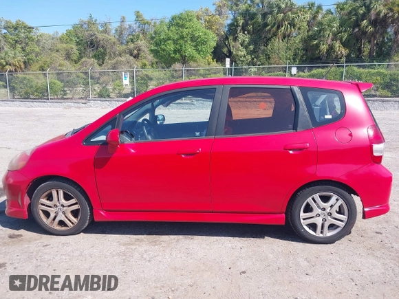 2007 Honda Fit Sport with VIN JHMGD38657S014356, listed as a IAAI auction lot 41942268 with 198,852 mi miles. Bid and sale history available at carsss.com. Image 15.
