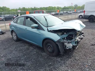 2012 Ford Focus SE с VIN 1FAHP3F23CL407585, выставлен на аукционе IAAI как лот 42181351 с пробегом 175 277 миль миль и . История ставок и продаж доступна на DreamBid. Изображение 1.