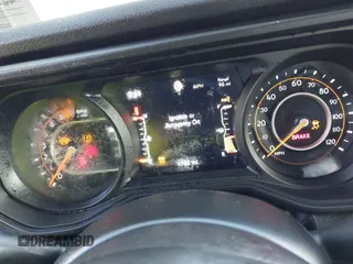 2024 Jeep Wrangler Sport S with VIN 1C4PJXDN2RW306332, listed as a IAAI auction lot 41036573 with 1,785 mi miles and . Bid and sale history available at DreamBid. Image 7.