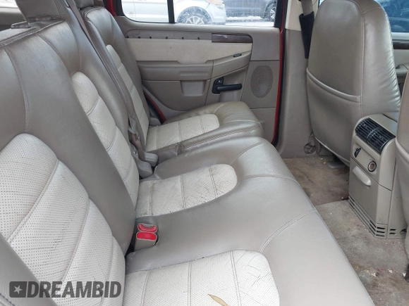 2004 Ford Explorer Eddie Bauer с VIN 1FMZU74K14UA87319, выставлен на аукционе IAAI как лот 42516824 с пробегом 159 613 миль миль и . История ставок и продаж доступна на DreamBid. Изображение 8.