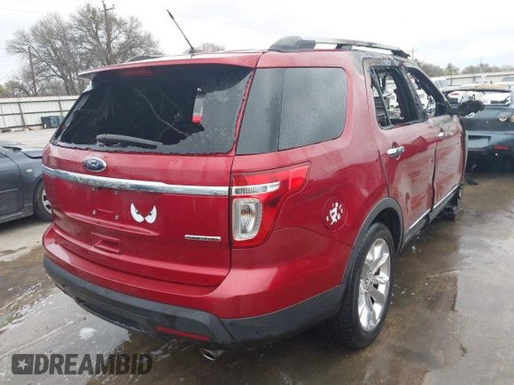 2014 Ford Explorer XLT with VIN 1FM5K7D82EGB58052, listed as a IAAI auction lot 41774734 with 148,612 mi miles. Bid and sale history available at carsss.com. Image 4.