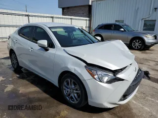 2019 Toyota Yaris L z VIN 3MYDLBYV7KY519027, wystawiony jako Copart lot #57104345 z przebiegiem Nie podano mil oraz Szkoda całkowita • Salvage title. Historia ofert i sprzedaży dostępna na DreamBid. Obrazek 4.