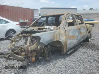 2020 Ram 1500 Laramie z VIN 1C6SRFJT0LN386749, wystawiony jako Copart lot #57426785 z przebiegiem Nie podano mil oraz Nie do naprawy • Non repairable. Historia ofert i sprzedaży dostępna na DreamBid. Obrazek 1.