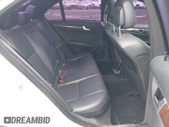 2013 Mercedes-Benz C 300 Sport with VIN WDDGF8AB5DR254208, listed as a IAAI auction lot 42514422 with 124,066 mi miles and . Bid and sale history available at DreamBid. Image 8.