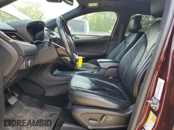 2016 Lincoln MKC Select with VIN 5LMCJ2D92GUJ08162, listed as a Copart auction lot 56568365 with 72,132 mi miles and Salvage title. Bid and sale history available at DreamBid. Image 7.