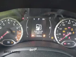 2018 Jeep Renegade Altitude with VIN ZACCJBBB8JPJ33232, listed as a IAAI auction lot 42365996 with 45,423 mi miles and . Bid and sale history available at DreamBid. Image 7.
