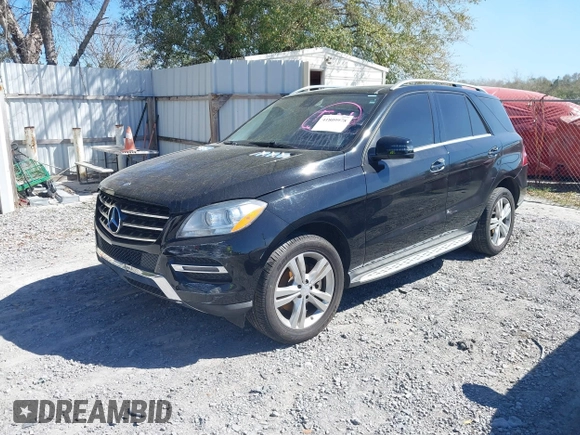 2013 Mercedes-Benz M 350 with VIN 4JGDA5HB4DA210257, listed as a IAAI auction lot 41809978 with 166,908 mi miles and . Bid and sale history available at DreamBid. Image 2.