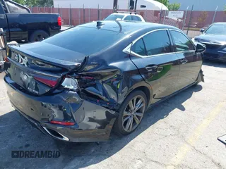 2019 Lexus ES 350 with VIN 58ABZ1B14KU027650, listed as a IAAI auction lot 42509780 with 96,281 mi miles and . Bid and sale history available at DreamBid. Image 4.