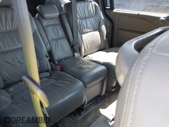 2010 Honda Odyssey EX-L with VIN 5FNRL3H7XAB061280, listed as a IAAI auction lot 41979790 with 245,386 mi miles. Bid and sale history available at carsss.com. Image 8.