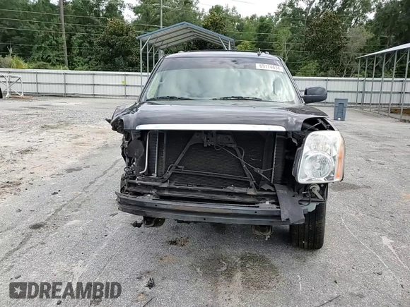 2011 GMC Yukon XL SLT with VIN 1GKS1KE09BR232187, listed as a Copart auction lot 69174634 with Not Provided miles and Salvage Title. Bid and sale history available at carsss.com. Image 11.