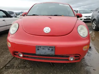 2003 Volkswagen Beetle GLX with VIN 3VWDD21C23M414941, listed as a Copart auction lot 41500815 with 71,816 mi miles and Clean Title. Bid and sale history available at DreamBid. Image 5.