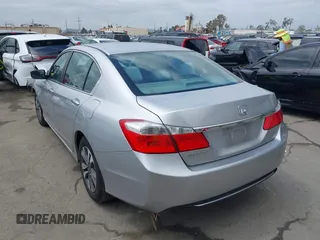 2013 Honda Accord LX z VIN 1HGCR2F37DA111100, wystawiony jako IAAI lot #42189226 z przebiegiem 139 441 mil mil oraz . Historia ofert i sprzedaży dostępna na DreamBid. Obrazek 3.