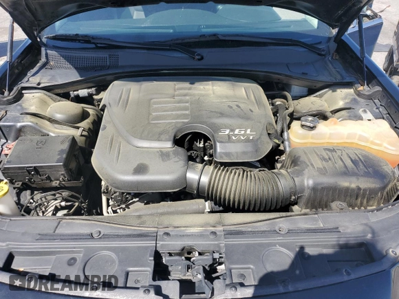 2018 Chrysler 300 Touring z VIN 2C3CCAAG7JH315532, wystawiony jako Copart lot #53404095 z przebiegiem 124 754 mil mil oraz Szkoda całkowita • Salvage title. Historia ofert i sprzedaży dostępna na DreamBid. Obrazek 11.