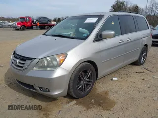2008 Honda Odyssey Touring с VIN 5FNRL38828B039387, выставлен на аукционе IAAI как лот 41843555 с пробегом 218 070 миль миль и . История ставок и продаж доступна на DreamBid. Изображение 2.