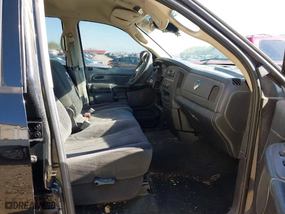 2004 Dodge Ram 1500 SLT with VIN 1D7HA18N04J275525, listed as a IAAI auction lot 42010264 with 197,017 mi miles. Bid and sale history available at carsss.com. Image 5.