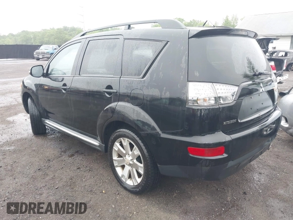 2010 Mitsubishi Outlander SE with VIN JA4AS3AW8AZ005036, listed as a IAAI auction lot 42184336 with 224,226 mi miles and . Bid and sale history available at DreamBid. Image 3.