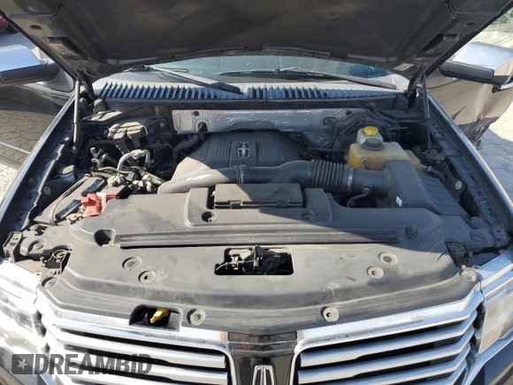 2017 Lincoln Navigator Select with VIN 5LMJJ3JT2HEL04577, listed as a Copart auction lot 61502645 with 42,982 mi miles and Salvage title. Bid and sale history available at DreamBid. Image 12.