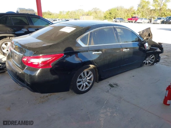 2017 Nissan Altima 2.5 S with VIN 1N4AL3AP4HN306146, listed as a IAAI auction lot 41090825 with 1 miles. Bid and sale history available at carsss.com. Image 4.