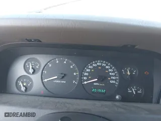 2002 Jeep Grand Cherokee Laredo with VIN 1J4GW48NX2C243282, listed as a IAAI auction lot 41362493 with 201,932 mi miles. Bid and sale history available at carsss.com. Image 7.