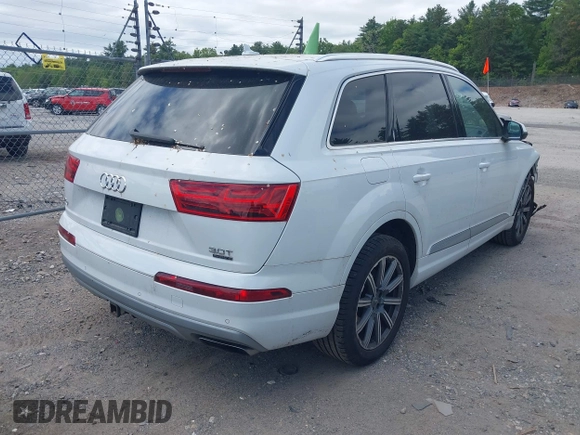 2018 Audi Q7 Premium Plus with VIN WA1LAAF70JD031855, listed as a IAAI auction lot 42267620 with 39,334 mi miles and . Bid and sale history available at DreamBid. Image 4.