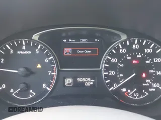 2013 Nissan Pathfinder SV with VIN 5N1AR2MM2DC635949, listed as a IAAI auction lot 41415060 with 90,809 mi miles. Bid and sale history available at carsss.com. Image 7.