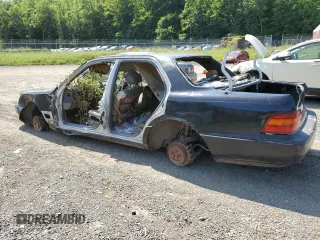 1990 Lexus LS z VIN JT8UF11E4L0025101, wystawiony jako Copart lot #68632084 z przebiegiem Nie podano mil oraz Szkody całkowita. Historia ofert i sprzedaży dostępna na DreamBid. Obrazek 2.