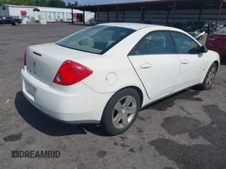 2008 Pontiac G6 z VIN 1G2ZG57B484249563, wystawiony jako IAAI lot #42229793 z przebiegiem 179 843 mil mil oraz . Historia ofert i sprzedaży dostępna na DreamBid. Obrazek 4.