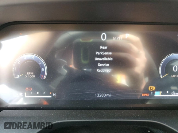 2025 Jeep Grand Cherokee Limited with VIN 1C4RJKBG3S8646504, listed as a Copart auction lot 57446675 with 13,280 mi miles and Clean title. Bid and sale history available at DreamBid. Image 9.