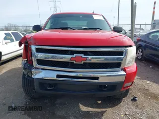2011 Chevrolet Silverado 1500 LT with VIN 3GCPKSE37BG303301, listed as a IAAI auction lot 42097369 with 175,611 mi miles and . Bid and sale history available at DreamBid. Image 12.