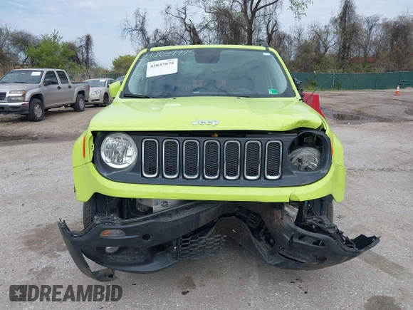 2017 Jeep Renegade Latitude with VIN ZACCJBBB1HPF11677, listed as a IAAI auction lot 42037975 with 58,527 mi miles. Bid and sale history available at carsss.com. Image 12.