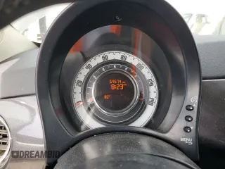 2015 FIAT 500 Pop с VIN 3C3CFFAR4FT501789, выставлен на аукционе Copart как лот 56663655 с пробегом 64 574 миль миль и Списание • Salvage title. История ставок и продаж доступна на DreamBid. Изображение 9.