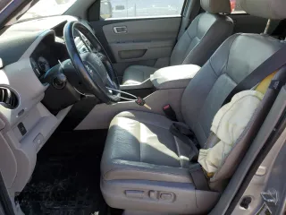 2011 Honda Pilot EX-L z VIN 5FNYF4H69BB017367, wystawiony jako Copart lot #57031575 z przebiegiem 151 604 mil mil oraz Szkoda całkowita • Salvage title. Historia ofert i sprzedaży dostępna na DreamBid. Obrazek 7.