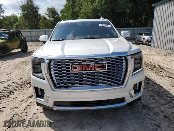 2022 GMC Yukon Denali with VIN 1GKS1DKL6NR213501, listed as a Copart auction lot 71684664 with 39,543 mi miles and Salvage Title. Bid and sale history available at carsss.com. Image 5.