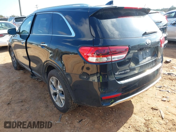 2018 Kia Sorento SX with VIN 5XYPKDA57JG349078, listed as a IAAI auction lot 41136917 with 119,213 mi miles and . Bid and sale history available at carsss.com. Image 3.