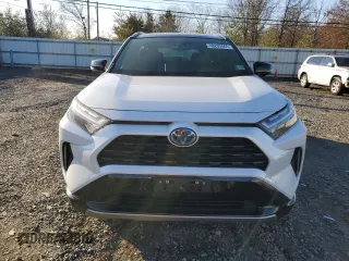 2024 Toyota RAV4 Hybrid XSE with VIN JTME6RFV2RD561964, listed as a Copart auction lot 48209465 with 47,028 mi miles and Salvage Title. Bid and sale history available at carsss.com. Image 5.
