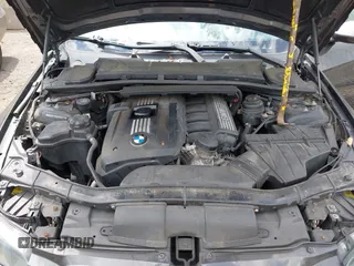 2007 BMW 3 Series 328xi with VIN WBAWC33597PD06271, listed as a IAAI auction lot 42229552 with Not Provided miles and . Bid and sale history available at carsss.com. Image 10.