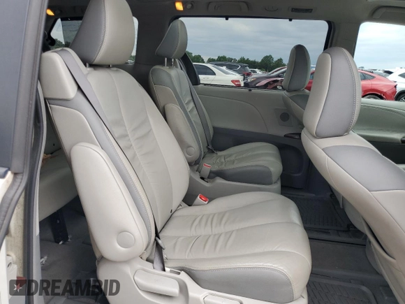 2011 Toyota Sienna XLE with VIN 5TDDK3DC6BS004295, listed as a Copart auction lot 65534555 with 195,143 mi miles and Clean title. Bid and sale history available at DreamBid. Image 11.