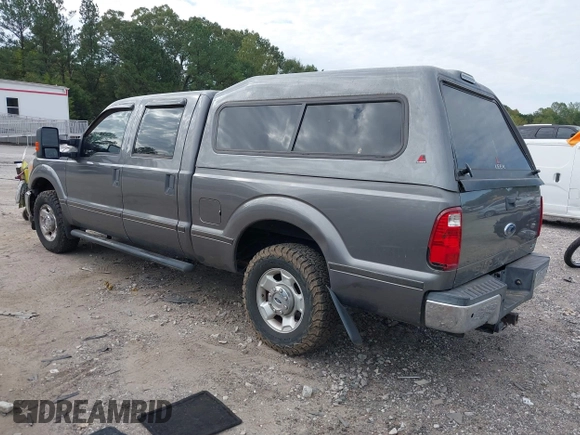 2011 Ford F-250 XL with VIN 1FT7W2A68BEB68809, listed as a IAAI auction lot 40592632 with 189,675 mi miles and . Bid and sale history available at carsss.com. Image 3.