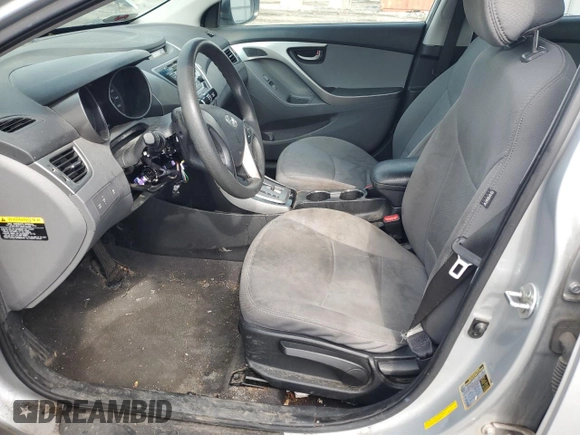 2013 Hyundai Elantra GLS z VIN 5NPDH4AEXDH317420, wystawiony jako Copart lot #54758435 z przebiegiem 88 418 mil mil oraz Szkoda całkowita • Salvage title. Historia ofert i sprzedaży dostępna na DreamBid. Obrazek 7.