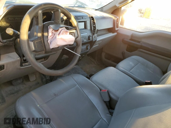 2015 Ford F-150 XL z VIN 1FTMF1C89FKD17411, wystawiony jako Copart lot #81067334 z przebiegiem Nie podano mil oraz Szkoda całkowita • Salvage title. Historia ofert i sprzedaży dostępna na DreamBid. Obrazek 8.