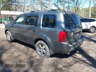 2009 Honda Pilot EX-L with VIN 5FNYF48549B006634, listed as a IAAI auction lot 41805776 with 176,382 mi miles. Bid and sale history available at carsss.com. Image 3.