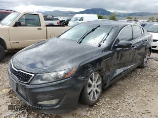2012 Kia Optima SX z VIN 5XXGR4A64CG019667, wystawiony jako Copart lot #56430315 z przebiegiem 177 922 mil mil oraz Szkoda całkowita • Salvage title. Historia ofert i sprzedaży dostępna na DreamBid. Obrazek 1.