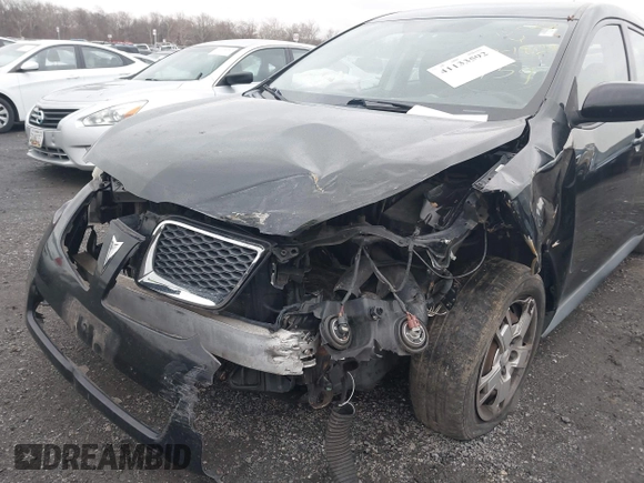 2010 Pontiac Vibe w/1SB with VIN 5Y2SP6E03AZ404584, listed as a IAAI auction lot 41133592 with 199,271 mi miles. Bid and sale history available at carsss.com. Image 6.