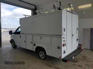 2015 Chevrolet Express Commercial with VIN 1GB0G2CF8F1128808, listed as a Copart auction lot 46713384 with 184,862 mi miles. Bid and sale history available at carsss.com. Image 2.