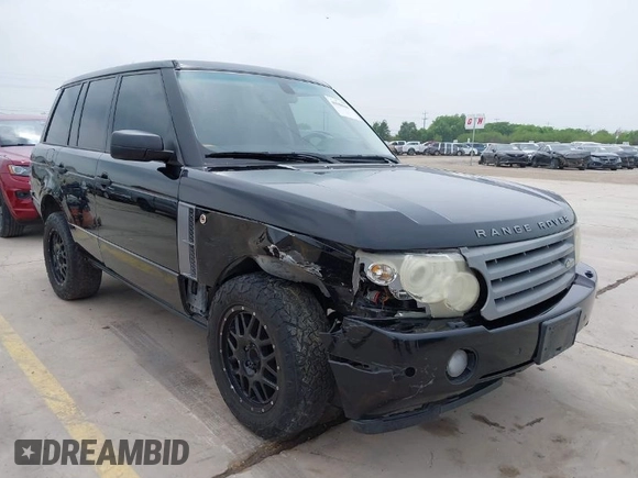 2006 Land Rover Range Rover HSE with VIN SALME15486A235049, listed as a IAAI auction lot 41948648 with 211,154 mi miles. Bid and sale history available at carsss.com. Image 1.