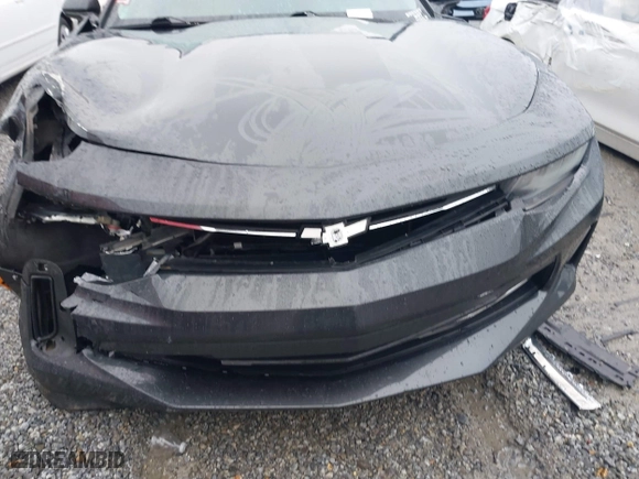 2018 Chevrolet Camaro 2LT with VIN 1G1FD1RS1J0132462, listed as a IAAI auction lot 41407159 with 78,279 mi miles. Bid and sale history available at carsss.com. Image 6.