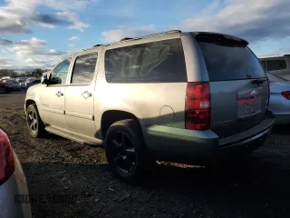 2008 Chevrolet Suburban LT w/2LT with VIN 3GNFK16348G184210, listed as a Copart auction lot 88484595 with 250,192 mi miles and Salvage Title. Bid and sale history available at carsss.com. Image 2.