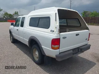 1997 Ford Ranger XL z VIN 1FTCR15U9VPB47954, wystawiony jako IAAI lot #42438818 z przebiegiem 348 802 mil mil oraz . Historia ofert i sprzedaży dostępna na DreamBid. Obrazek 3.
